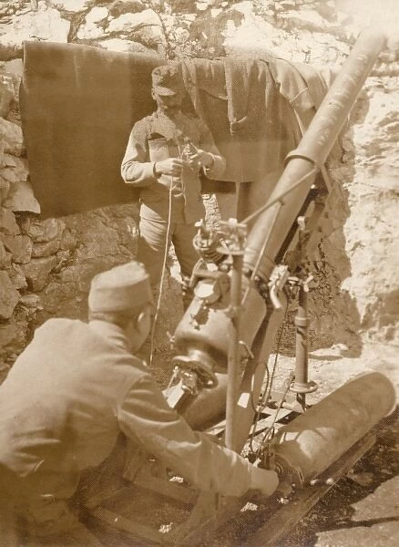 Austrian gunners operating 12cm trench mortar, WW1