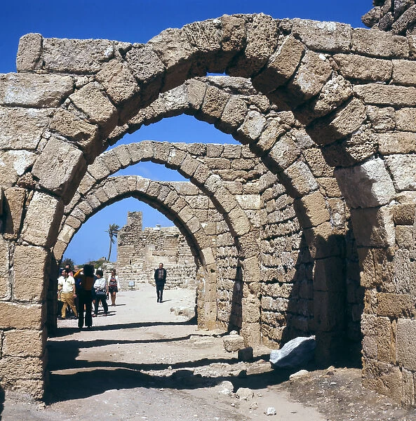 Caesarea  /  Crusaders road