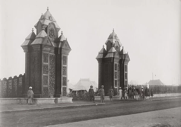 Delhi Durbar, probably 1911, camp entrance