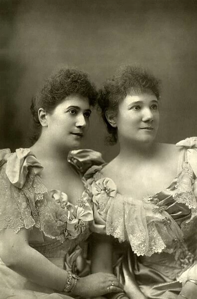 Giulia and Sofia Ravogli - Italian opera singers