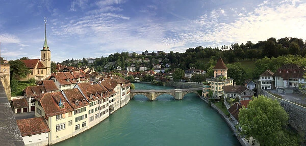 Switzerland, Bern, Old Town (UNESCO World Heritage Site) and Aare River
