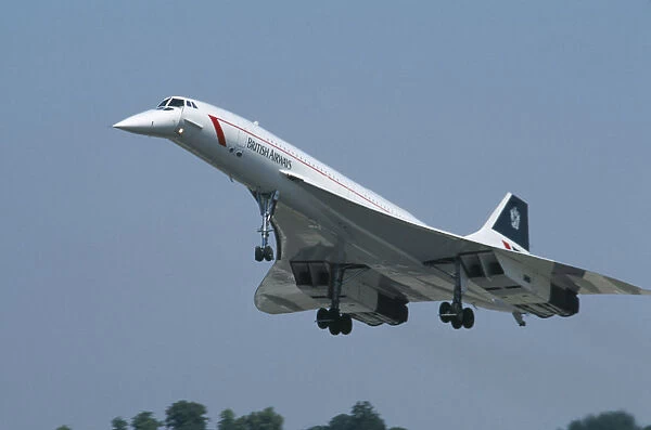 10048480. TRANSPORT Air Concorde British Airways Concorde Landing