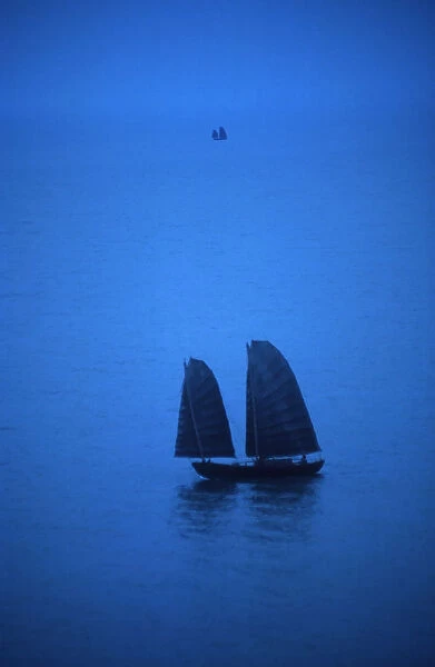 10055662. vietnam, general, traditional sailing boat or junk