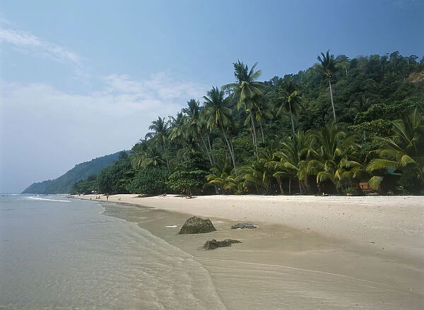 20021213. THAILAND Trat Province Koh Chang White Sand Beach Haad Sai Khao