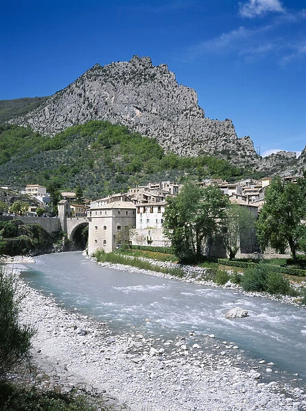 20058309. FRANCE Provence Cote d Azur Alpes de Haute Provence Entrevaux