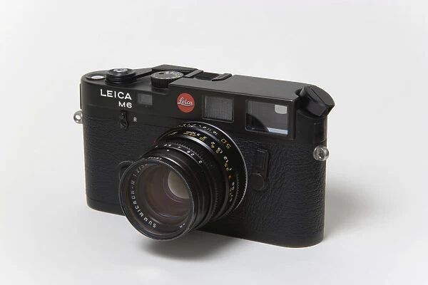 20070209. MEDIA Cameras Analogue Leica M6 rangefinder analogue film camera
