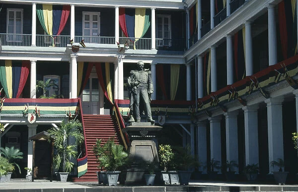 20076200. MAURITIUS Port Louis Exterior of Government House hung with flags