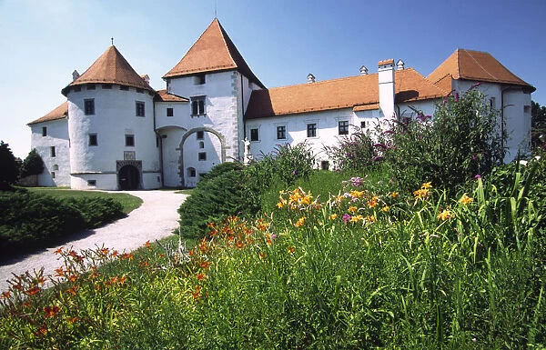 20080977. CROATIA Zagorje Varazdin Varazdin / castle