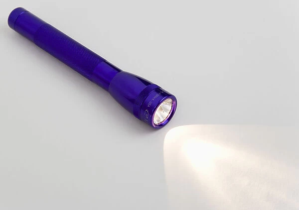 20089131. TOOLS Household Torch Purple magilite torch turned on