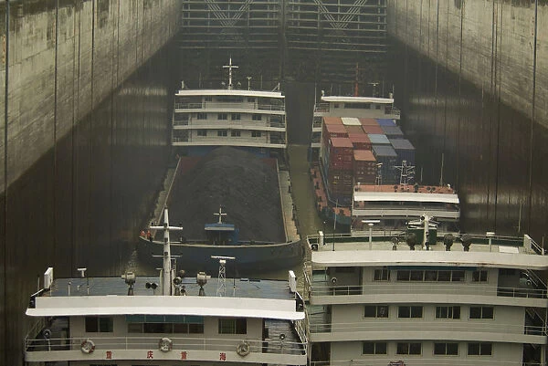 China, Hubei, Sandouping River traffic including coal barge