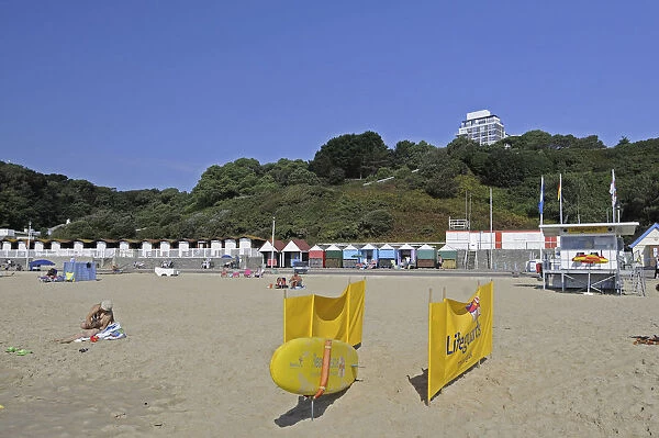 England, Dorset, Bournemouth, Lifeguard Station on the beach