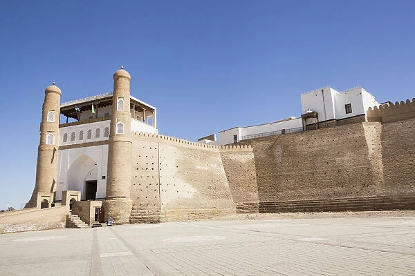 Entrance, outer walls and viewing gallery of the Ark Fortress, Registan Square, Bukhara