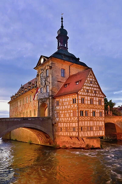 Germany, Bavaria, Bamberg, Altes Rathaus or Old Town Hall, Floodlit at dusk