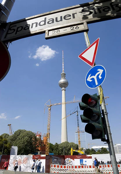 Germany, Berlin, Mitte, The Fernsehturm TV Tower with cranes working on reconstruction of