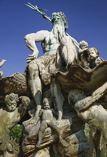 Germany, Berlin, Neptunebrunnen Fountain