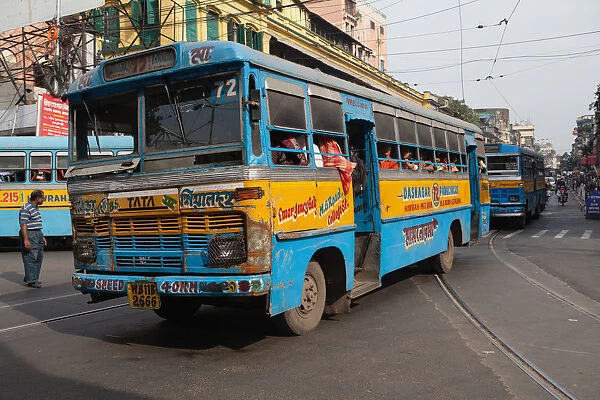 India, West Bengal, Kolkata, Public bus on MG Road