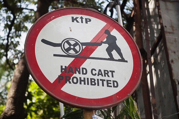 India, West Bengal, Kolkata, Road signs for no hand carts on Park Street