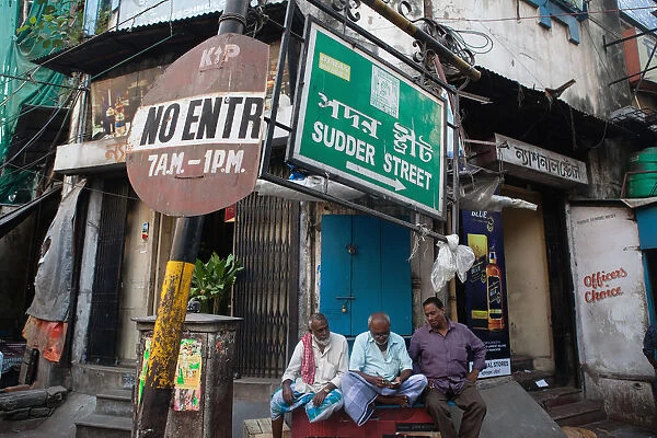 India, West Bengal, Kolkata, Street sign for Sudder Street a backpackers and travellers hub