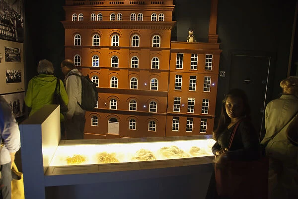 Ireland, North, Belfast, Titanic quarter visitor attraction, flax linen display