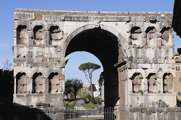 Italy, Lazio, Rome, Aventine Hill, Arch of Janus