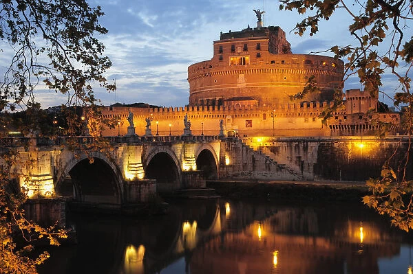 Italy, Lazio, Rome, Castel Sant Angelo and ponte Sant Angelo at night