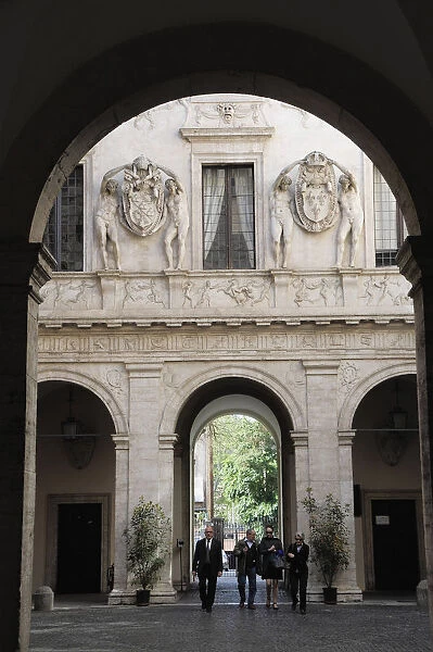 Italy, Lazio, Rome, Centro Storico, Palazzo Spada inner courtyard
