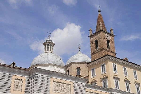 Italy, Lazio, Rome, Northern Rome, Piazza del Popolo, church of Santa Maria del Popolo