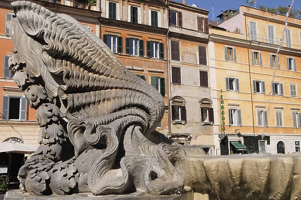 Italy, Lazio, Rome, Trastevere, Piazza di Santa Maria de Trastevere, fountain detail