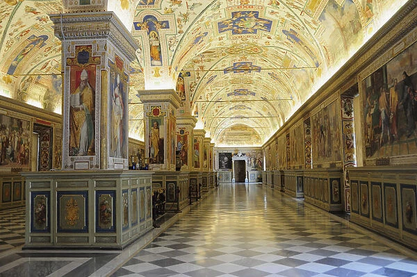 Italy, Lazio, Rome, Vatican City, Vatican Museums, Vatican library