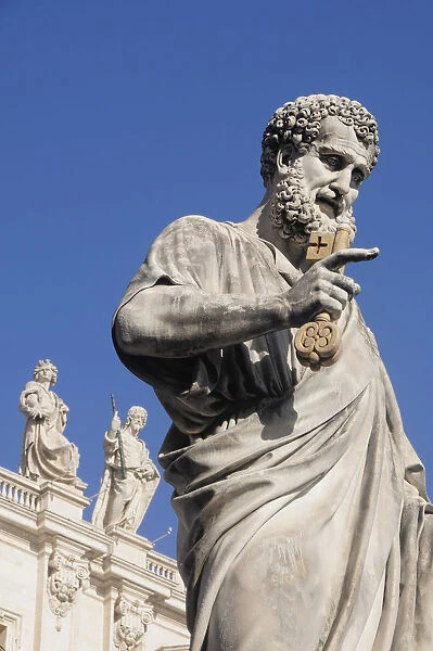 Italy, Lazio, Rome, Vatican City, St Peters Square, statue of St Peter