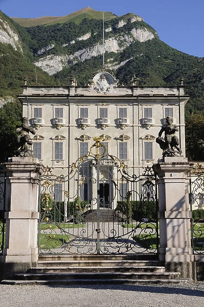 Italy, Lombardy, Lake Como, grandiose Villa at Tremezzo