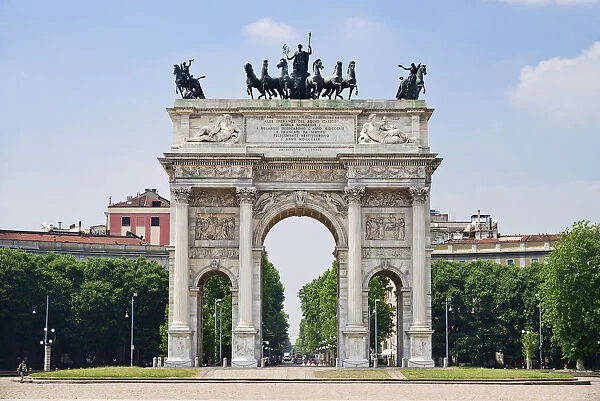 Italy, Lombardy, Milan. Arco della Pace at Porta Sempione