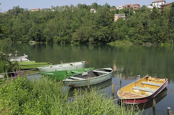 Italy, Lombardy, Valle Adda, boats on canal at Trezzo sull Adda