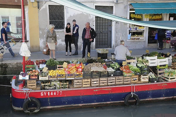 Italy, Veneto, Venice, floating greengrocer, Campo San Barbara