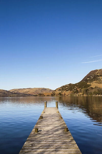 Jetty on Lake Ullswater, and Place Fell on right, Glenridding, Lake District, Cumbria
