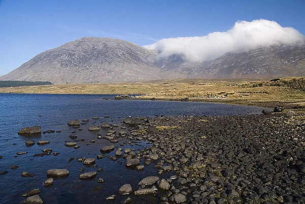 Lough Inagh with Maumturk Mountains behind
