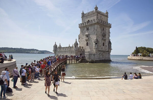 Portugal, Estredmadura, Lisbon, Belem, Torre de Belem built as tower fortress between