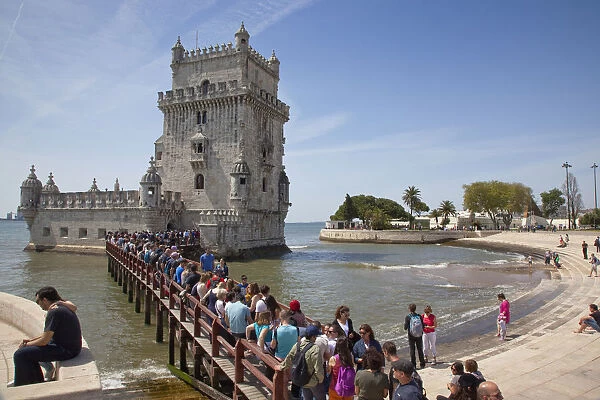 Portugal, Estredmadura, Lisbon, Belem, Torre de Belem built as tower fortress between 1515-1521 on the banks of the river Tagus