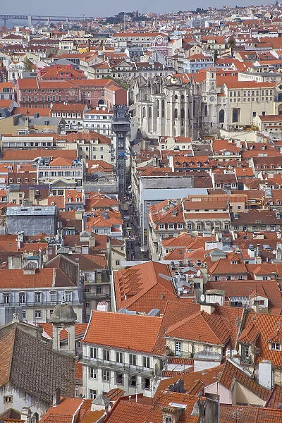 Portugal, Estremadura, Lisbon, View over Baixa district from Castelo de Sao Jorge