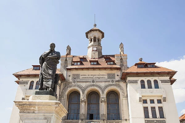 Romania, Constanta, Statue of Ovid and National History and Archaeology Museum, Ovidiu Square