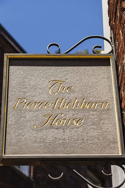 Sign outside Pierce Hichborn House, North Square, North End, Boston, Massachusetts, USA