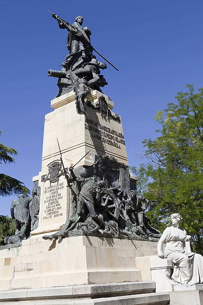 Spain, Castille-Leon, Segovia, Statue of Juan Bravo, Luis Daoiz