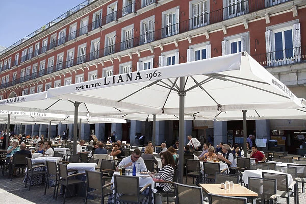 Spain, Madrid, Restaurant in Plaza Mayor