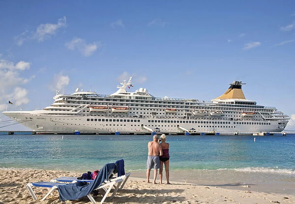 Turks and Caicos Islands, Grand Turk, View of cruise ship from beach
