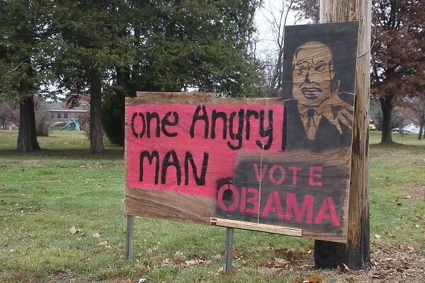 USA, New Hampshire, Keene, campaign sign for Obama, against McCain