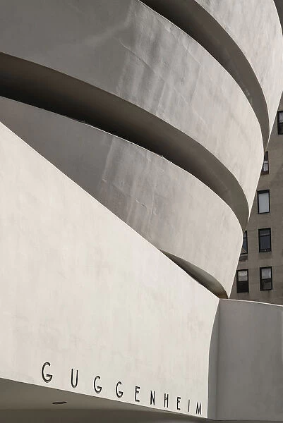 USA, New York, Manhattan, 5th Avenue, Exterior of the Solomon R Guggenheim Museum