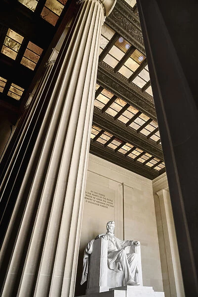 USA, Washington DC, National Mall, Lincoln Memorial, Statue of Abraham Lincoln