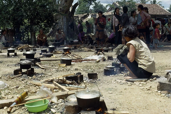 VIETNAM, Central highlands, Kontum Vietnam War. Montagnard refugee village