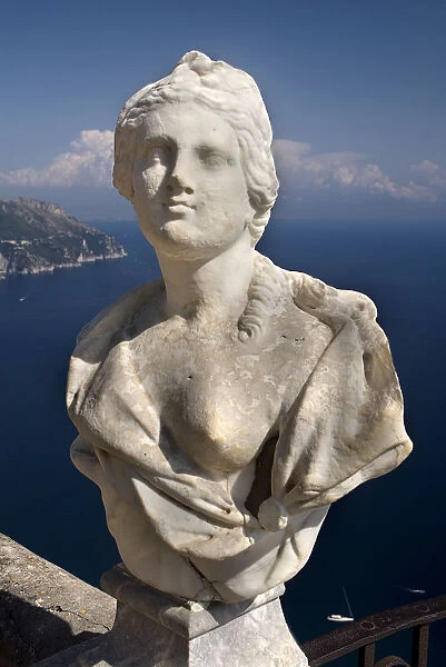 Villa Cimbrone. Statue on Belvedere of Infinity overlooking sea