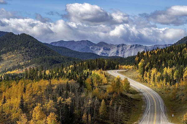 Highway 66 in autumn in Kananaskis Country, Alberta, Canada